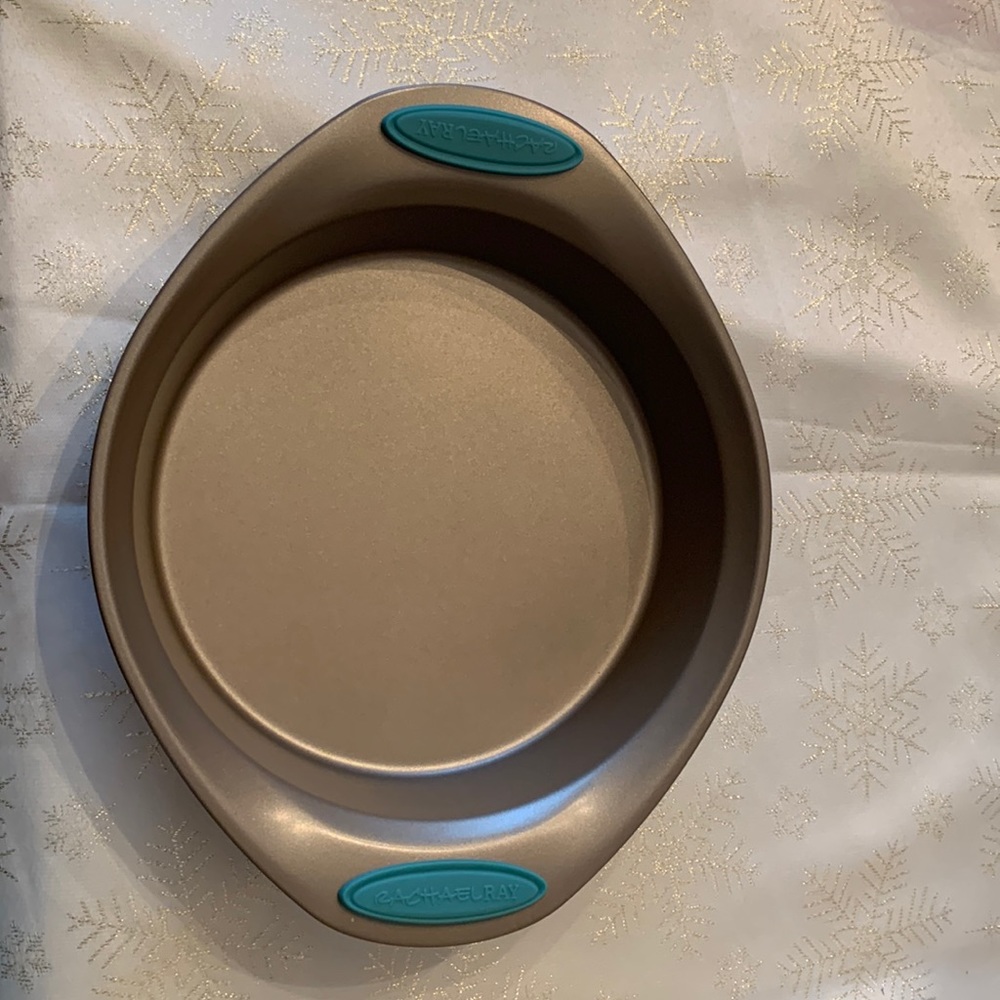 Rachael Ray Nonstick Bakeware 9-Inch Oven Lovin’ Round Cake Pan